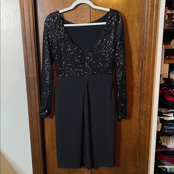 Lauren Ralph Lauren Black Evening Dress With Sequins Size 8 - Picture 3 of 5